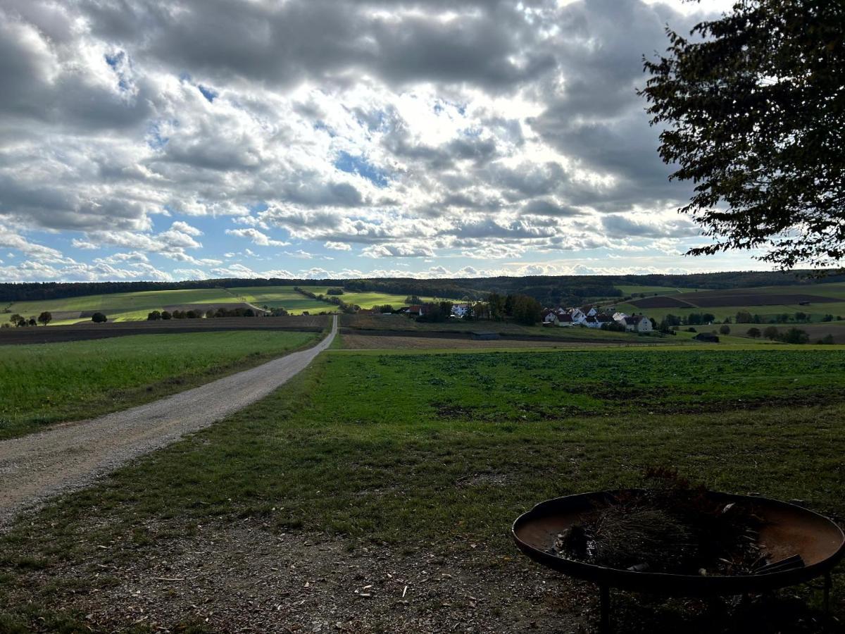 Im Usseltal - Zirben - Monheimer Alb - Altmuehltal - Familie Geyer Daiting Apartment