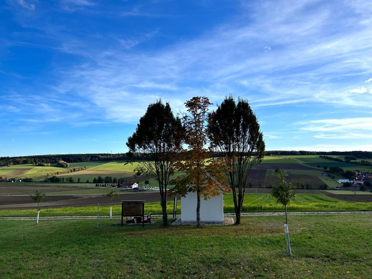 Im Usseltal - Zirben - Monheimer Alb - Altmuehltal - Familie Geyer Daiting *