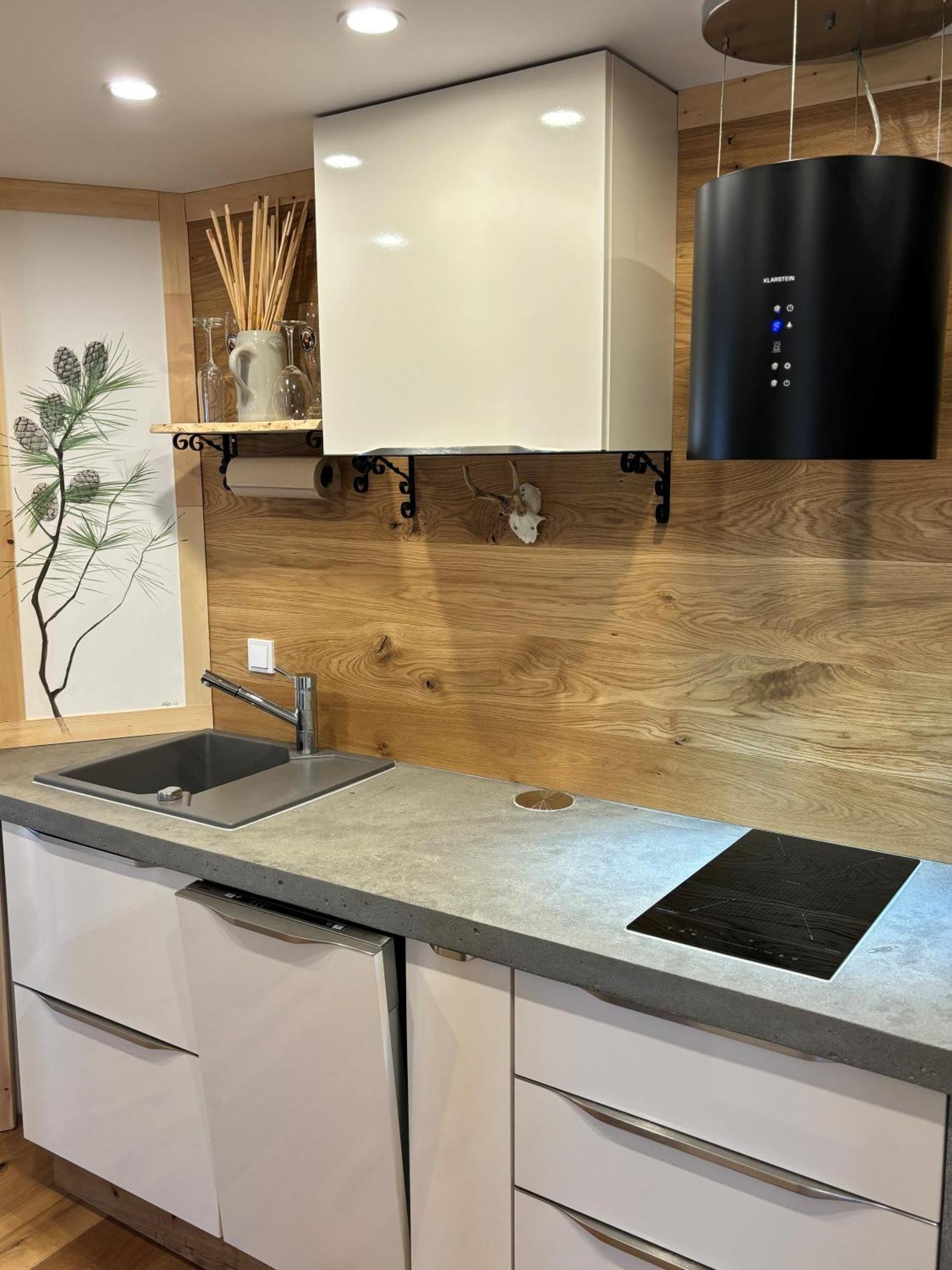 Im Usseltal - Zirben - Monheimer Alb - Altmuehltal - Familie Geyer Daiting Apartment
